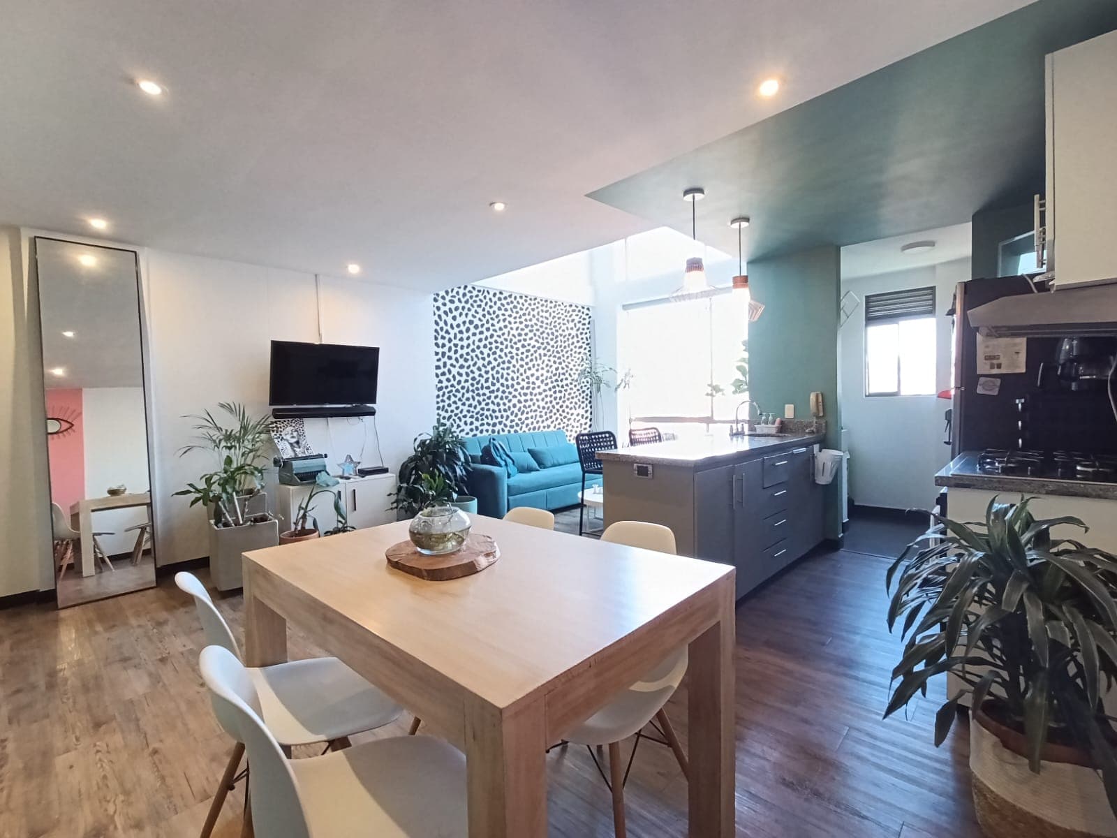 Apartamento en arriendo en Alejandría, El Poblado, Medellín — foto 2 de 13