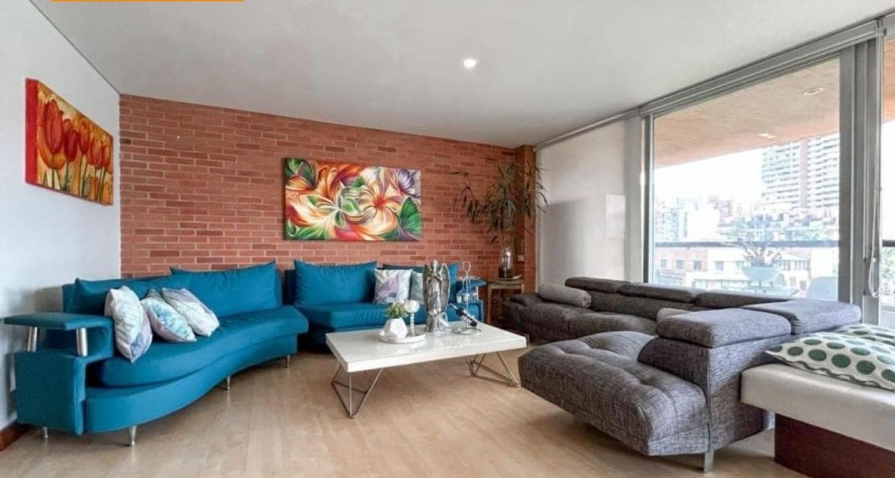 Apartamento en arriendo en Loma de los Parra, El Poblado, Medellín — foto 1 de 12