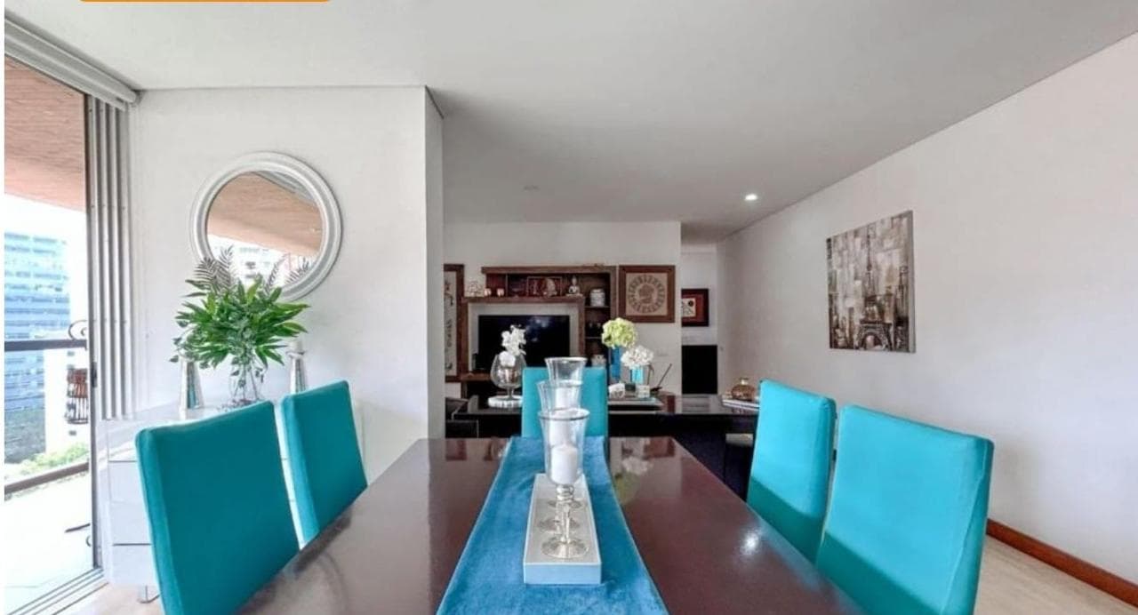 Apartamento en arriendo en Loma de los Parra, El Poblado, Medellín — foto 4 de 12