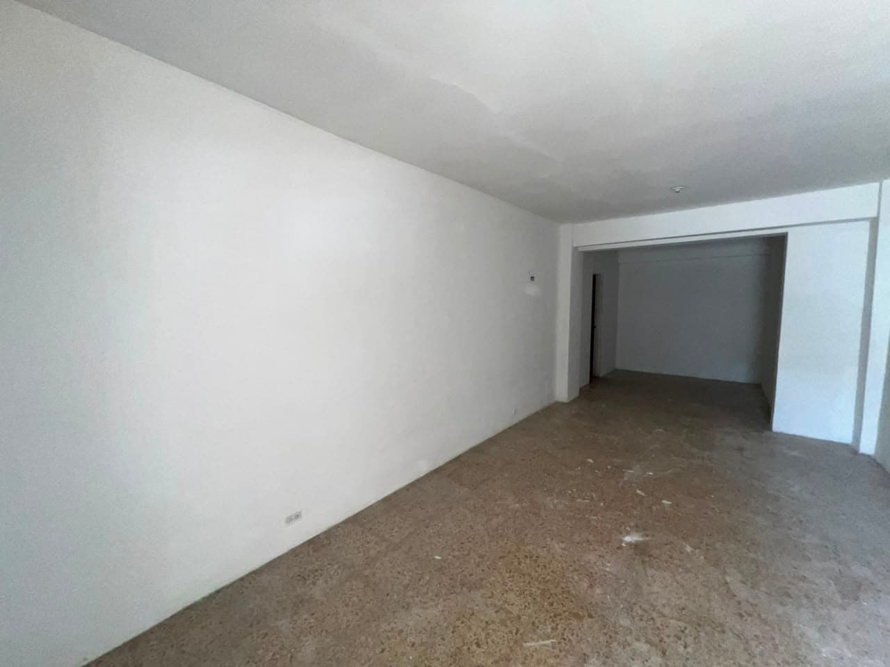 Local en arriendo en Calasanz, La America, Medellín — foto 1 de 12