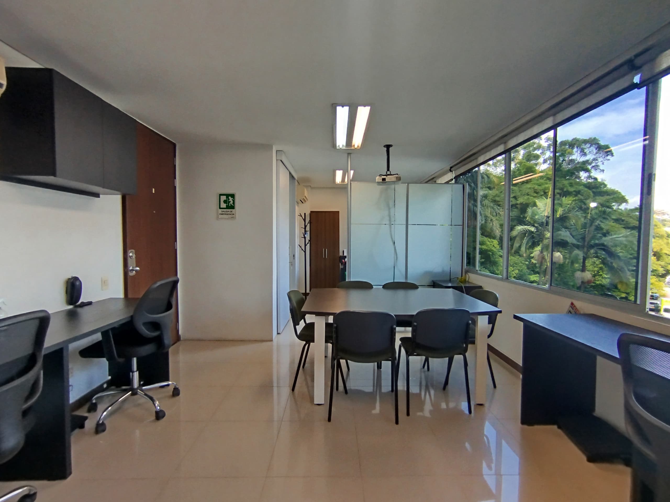 Oficina en arriendo en Manila, Poblado, Medellín — foto 5 de 13