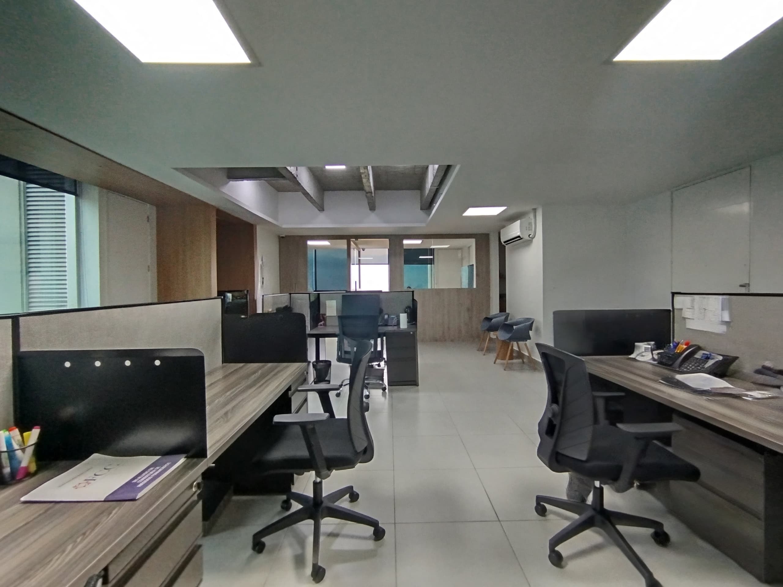 Oficina en arriendo en Los Balsos, Poblado, Medellín — foto 4 de 13