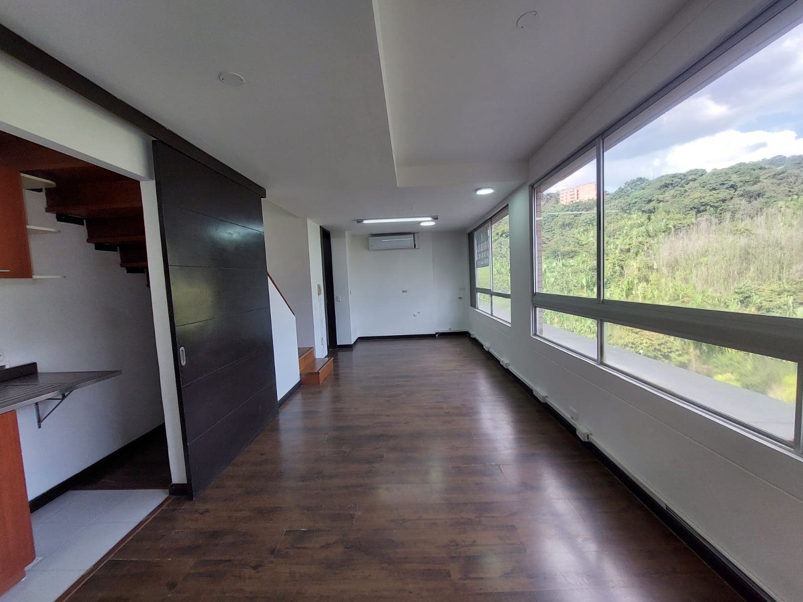 Oficina en arriendo en Las Palmas M, Poblado, Medellín — foto 1 de 15