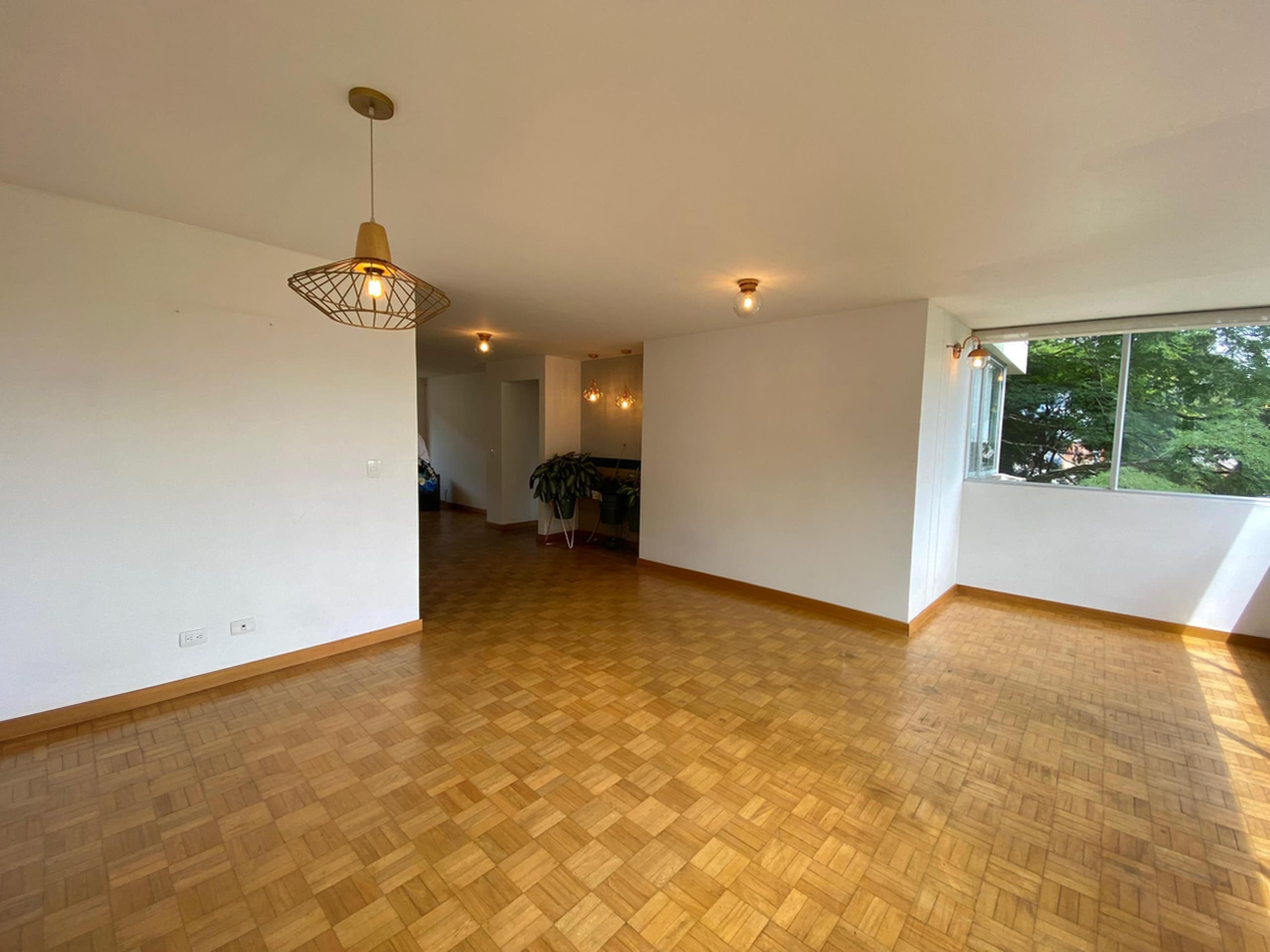 Apartamento en arriendo en El Tesoro, Poblado, Medellín — foto 3 de 20