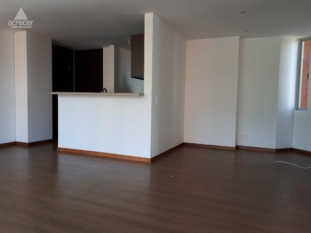 Apartamento en arriendo en El Esmeraldal, Envigado — foto 4 de 14