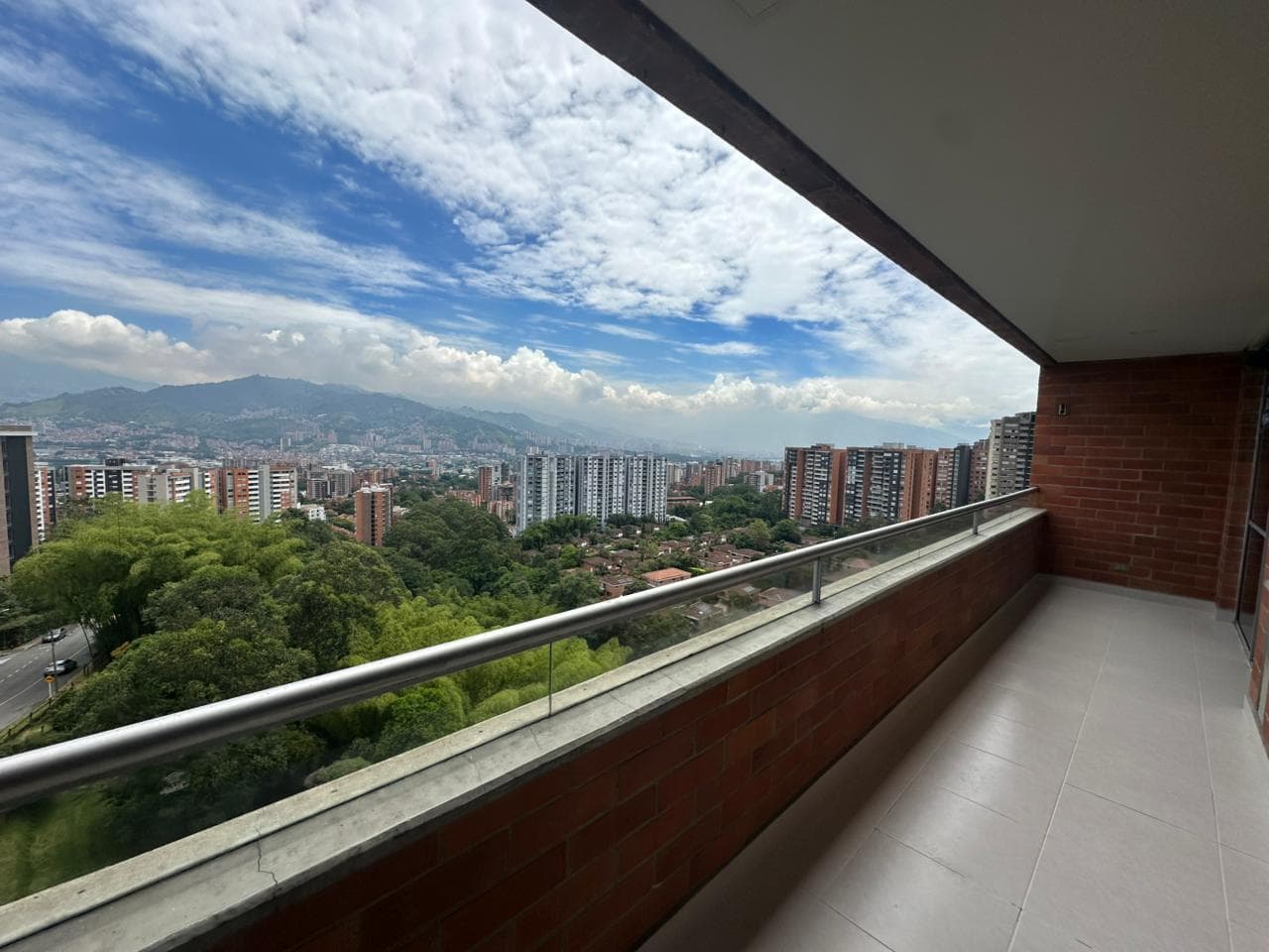 Apartamento en arriendo en El Esmeraldal, Envigado — foto 2 de 14