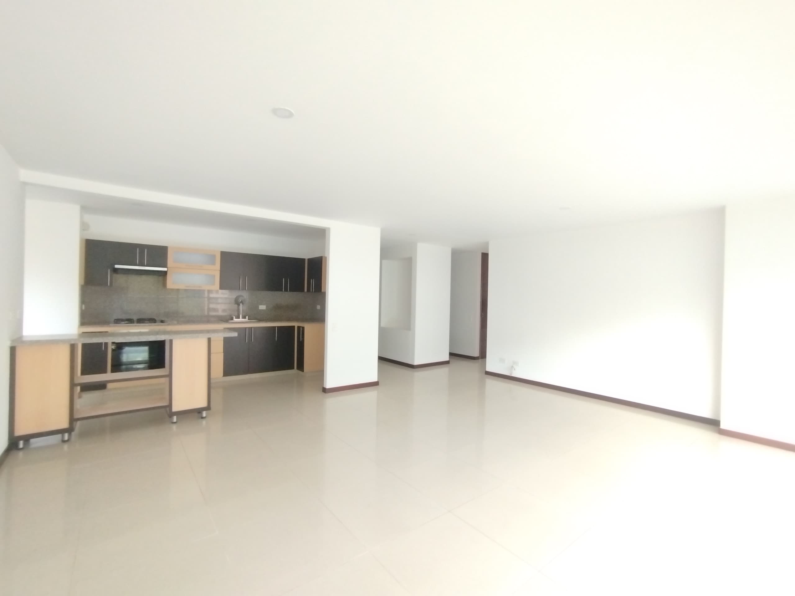 Apartamento en arriendo en La Calera, Poblado, Medellín — foto 4 de 20