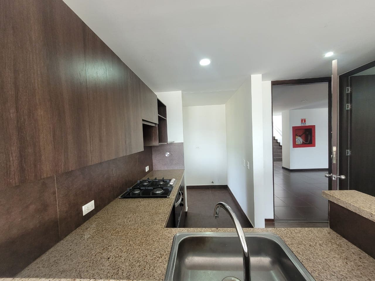 Apartamento en arriendo en El Esmeraldal, Envigado — foto 3 de 15