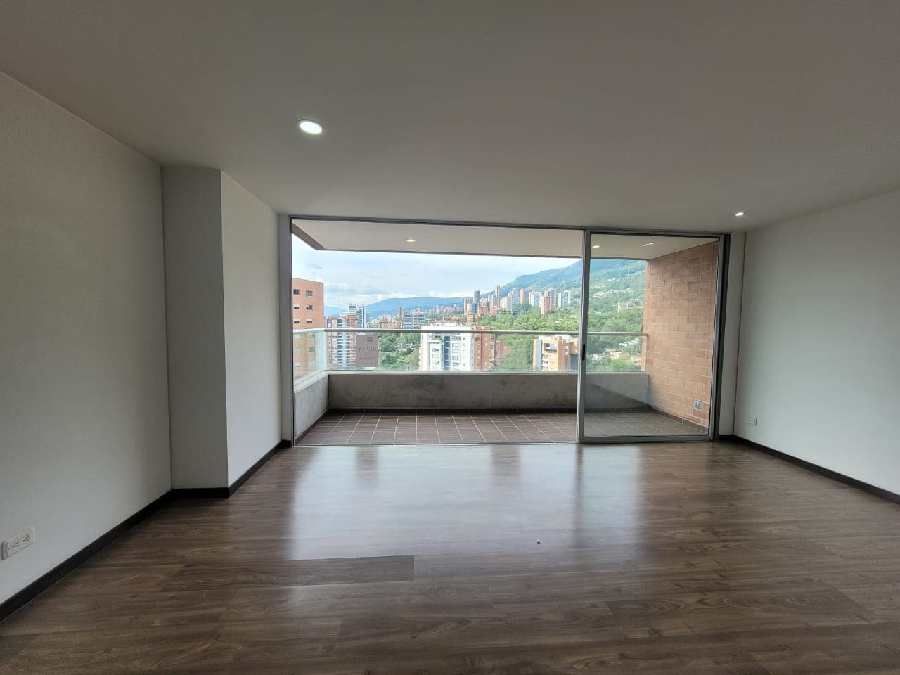 Apartamento en arriendo en El Esmeraldal, Envigado — foto 5 de 15