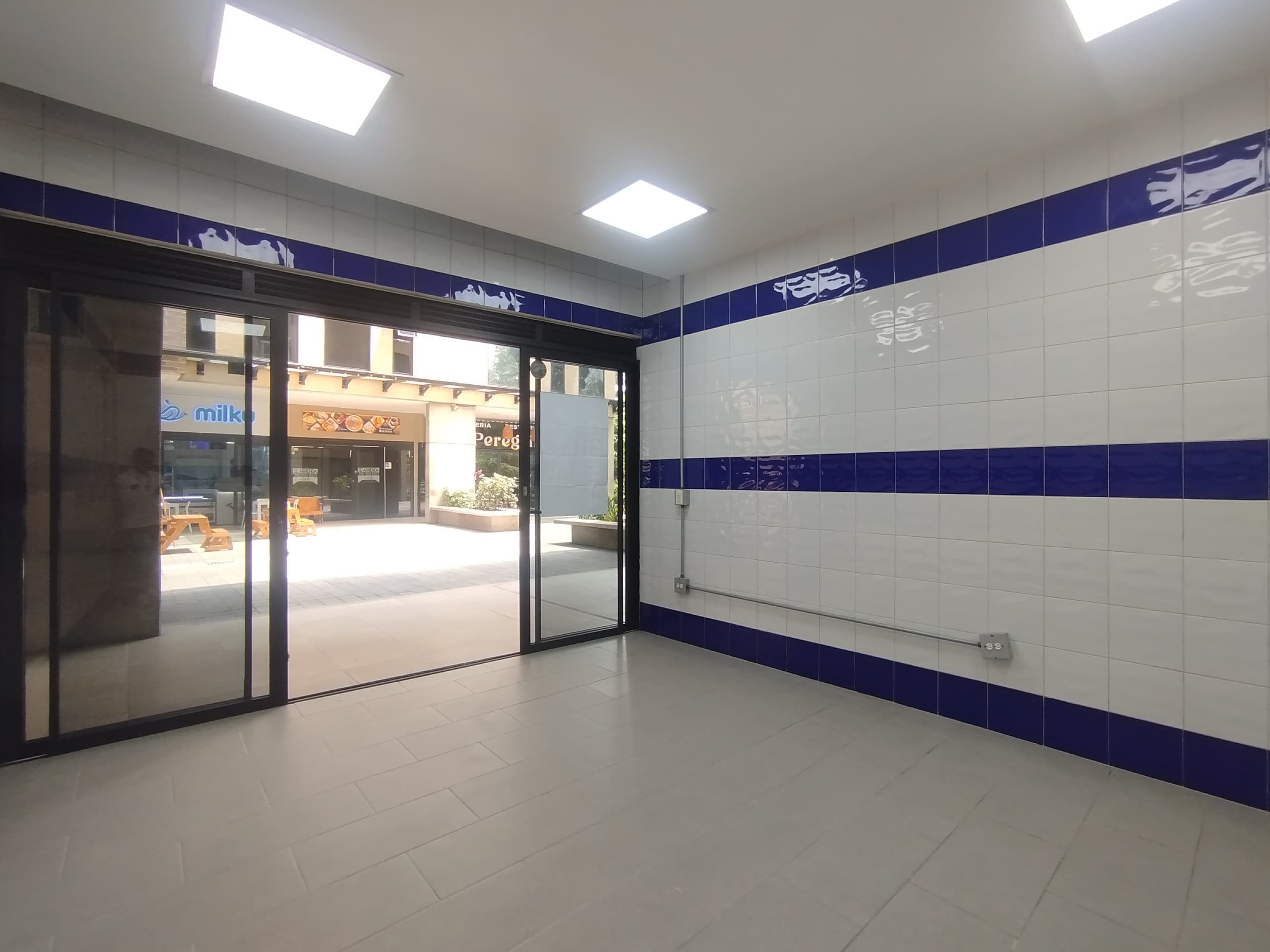 Local en arriendo en La Aguacatala, Poblado, Medellín — foto 4 de 14