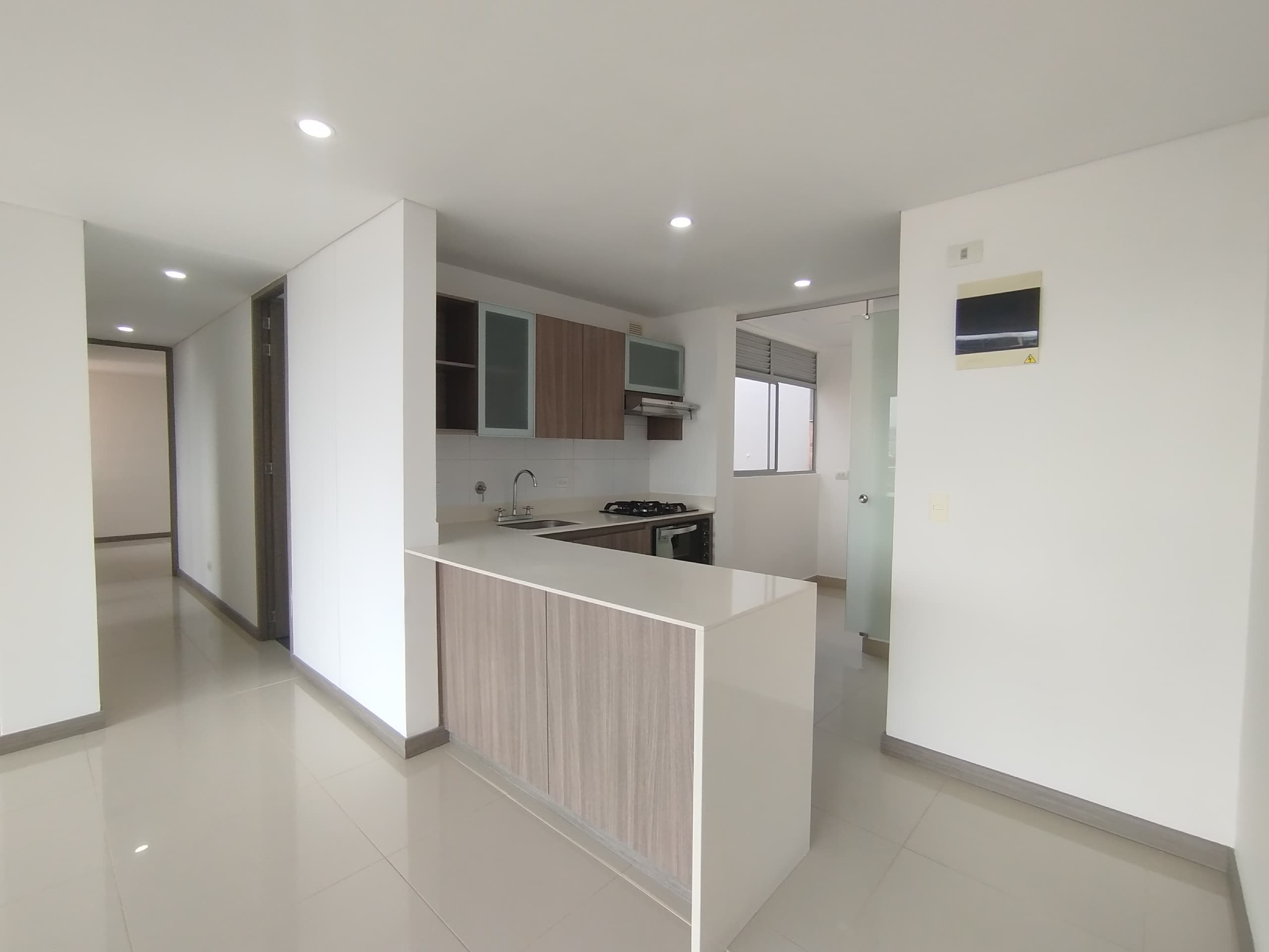 Apartamento en arriendo en Ciudad Del Rio, Medellín — foto 3 de 20