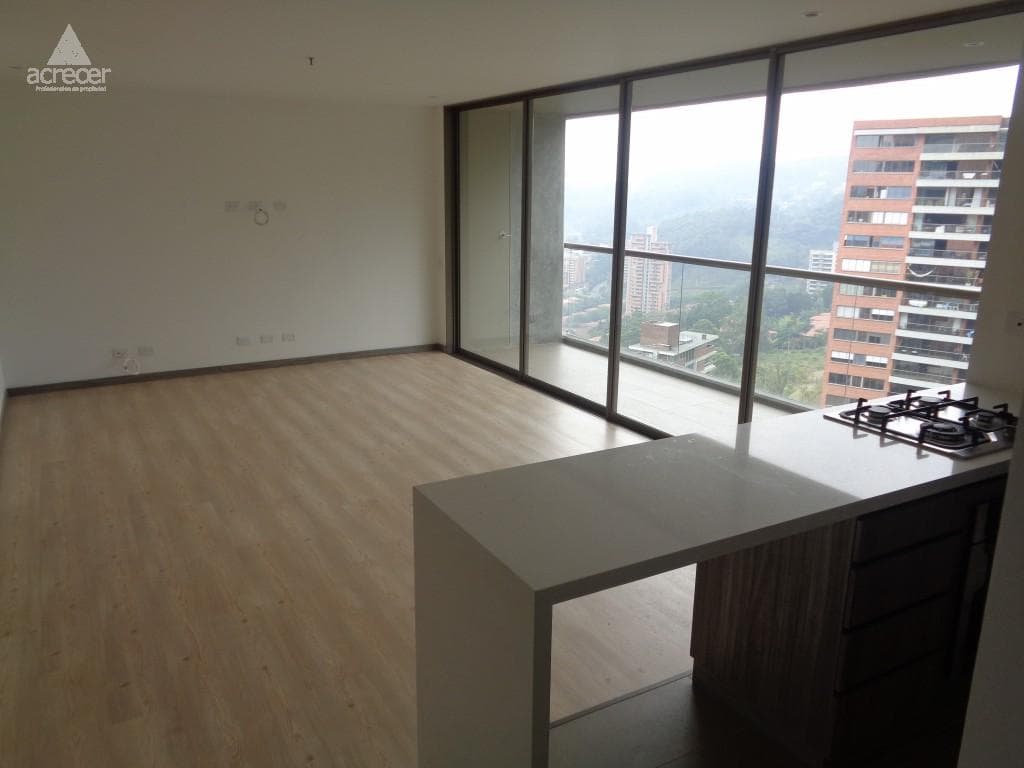 Apartamento en arriendo en La Cola Del Zorro, Poblado, Medellín — foto 5 de 20