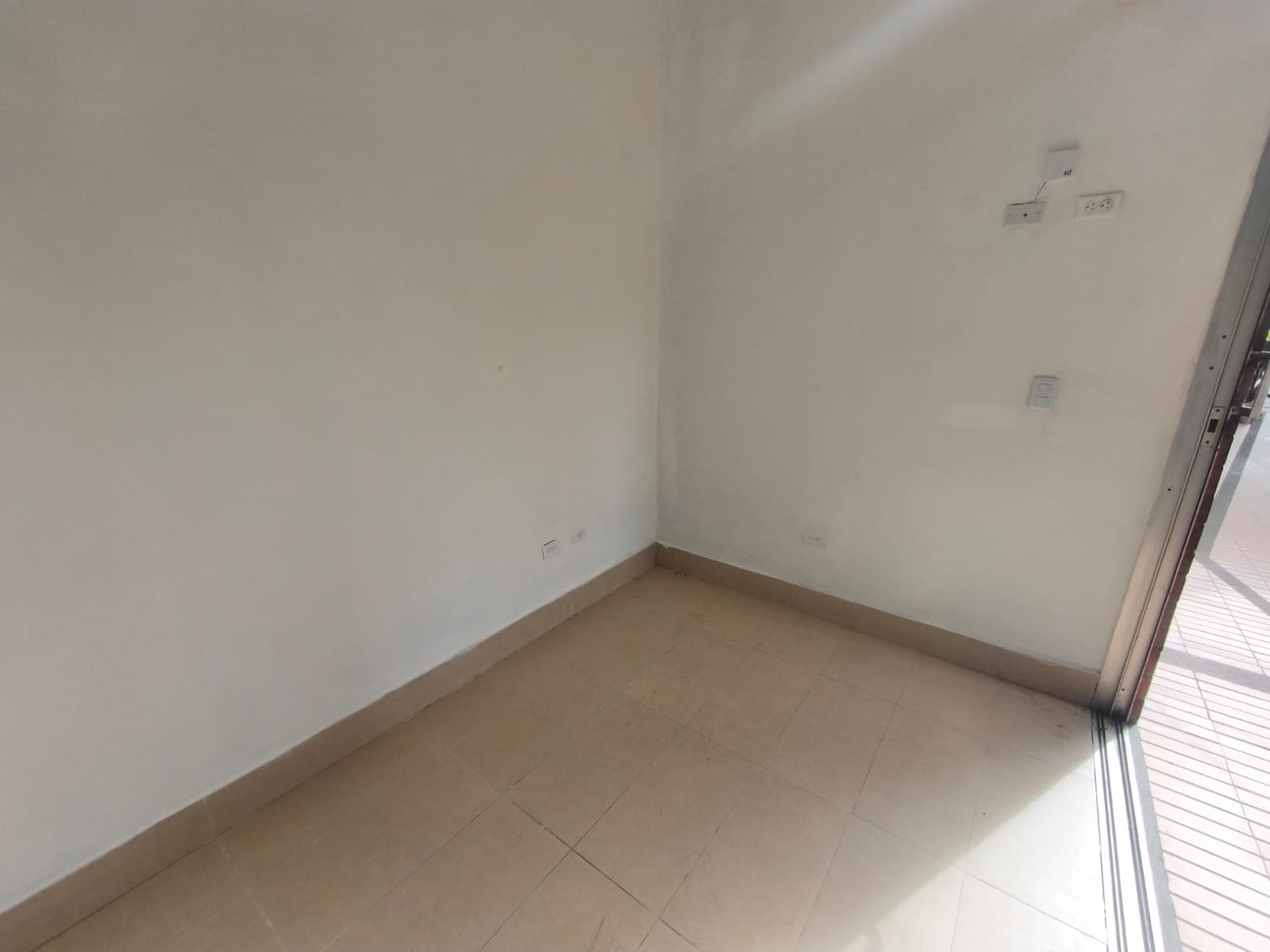 Local en arriendo en Bello — foto 2 de 10