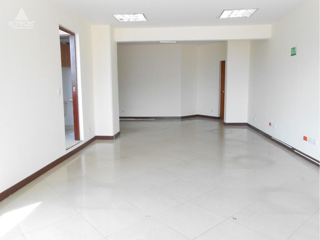 Oficina en arriendo en Med, Centro, Medellín — foto 2 de 15
