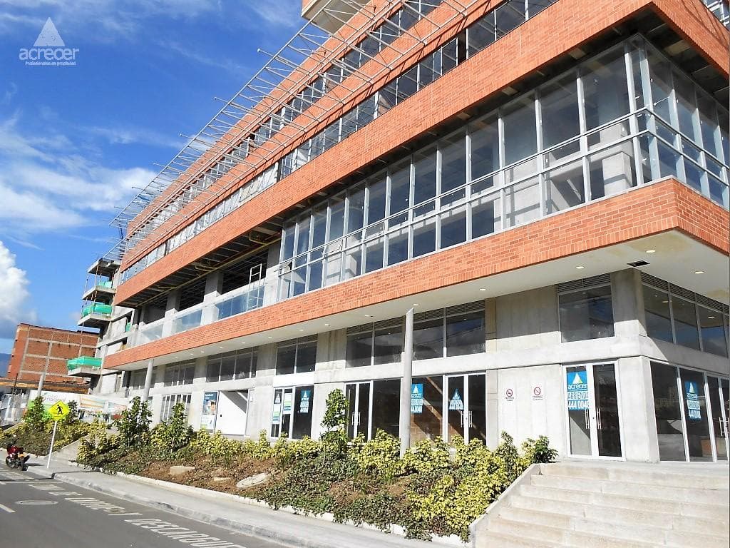Local en arriendo en Naranjal, Laureles, Medellín — foto 2 de 4
