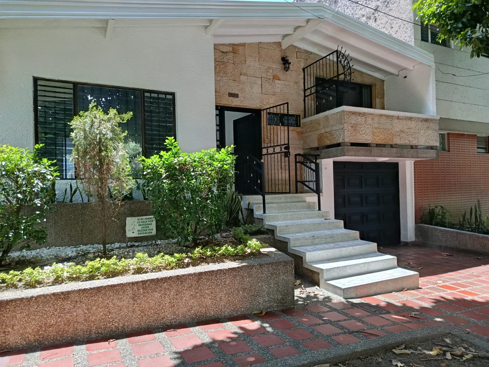 Casa Vivienda en arriendo en La Castellana, Laureles, Medellín — foto 1 de 20