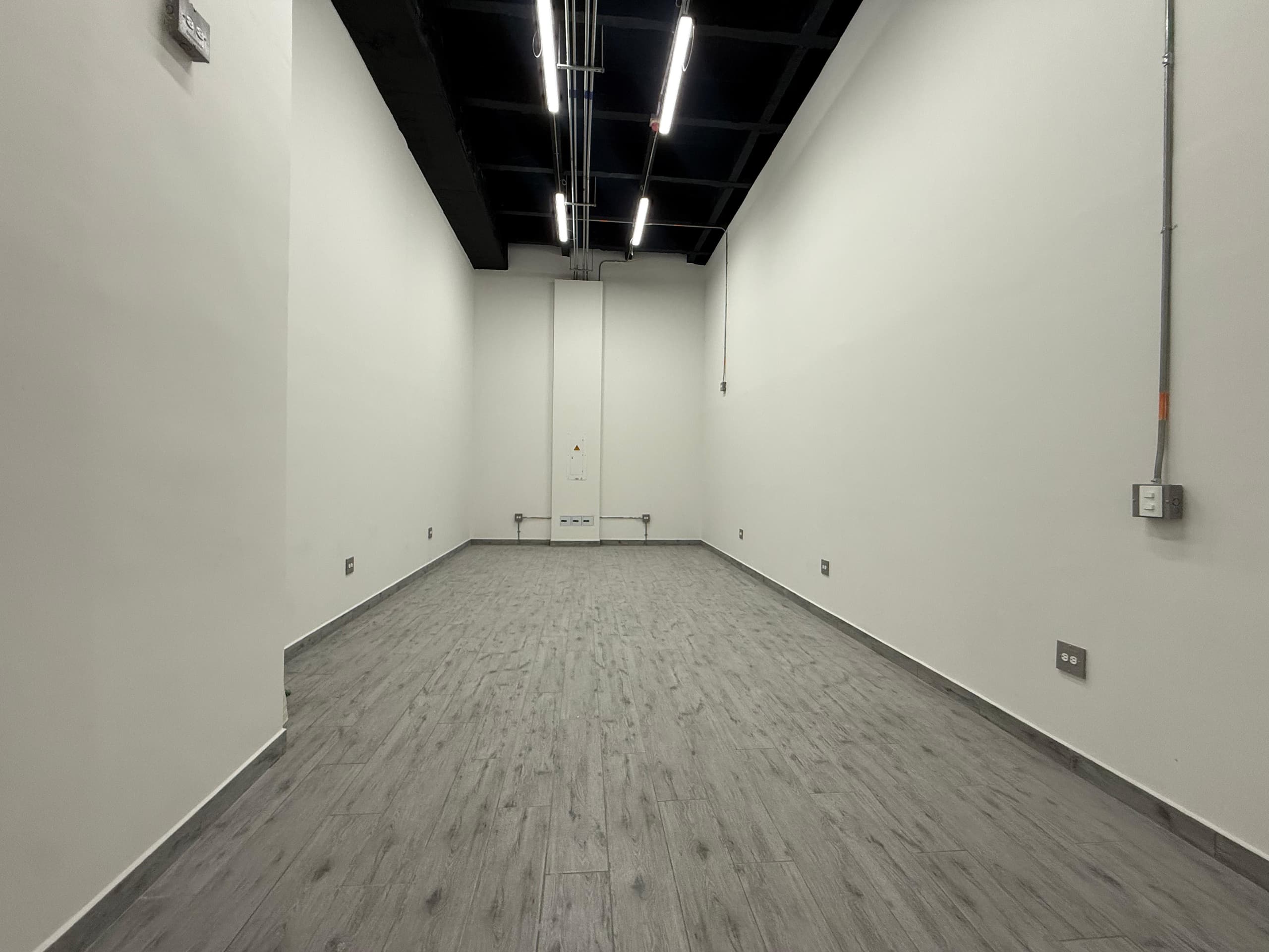 Local en arriendo en Buenos Aires, Centro, Medellín — foto 2 de 8