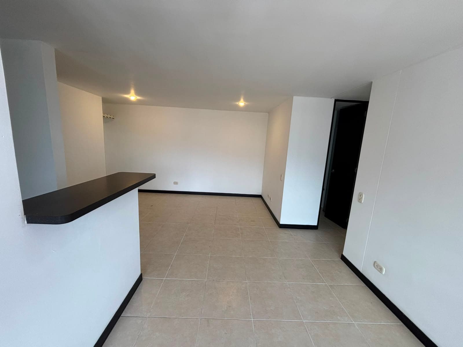 Apartamento en arriendo en Itagui — foto 2 de 14