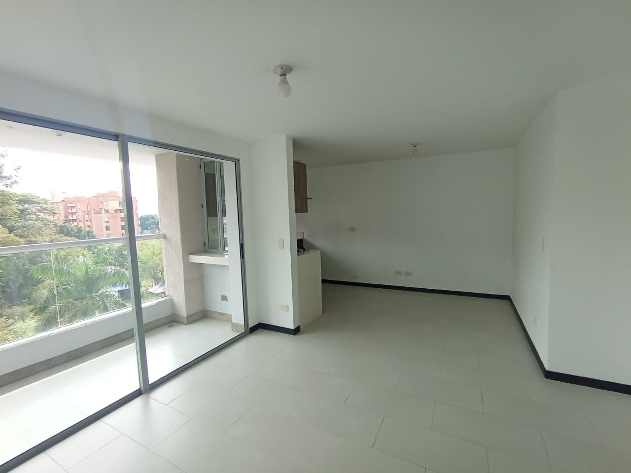 Apartamento en arriendo en San German, Laureles, Medellín — foto 1 de 14