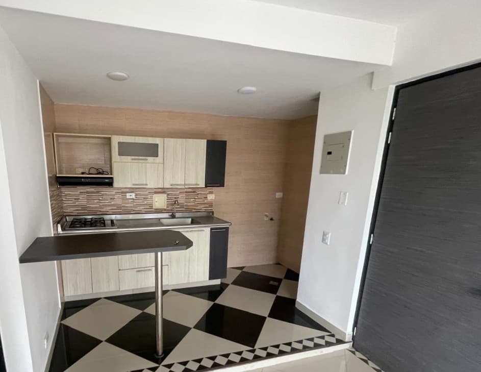 Apartamento en arriendo en Rodeo Alto, Belen, Medellín — foto 3 de 16
