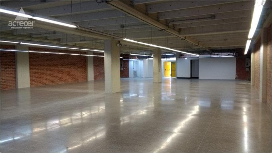 Local en arriendo en Guayabal, Belen, Medellín — foto 3 de 5