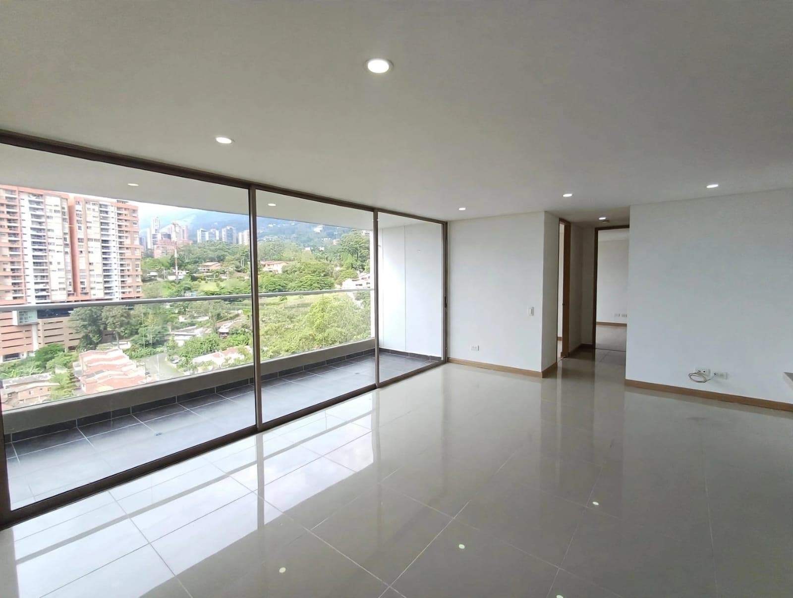 Apartamento en arriendo en El Esmeraldal, Envigado — foto 2 de 20