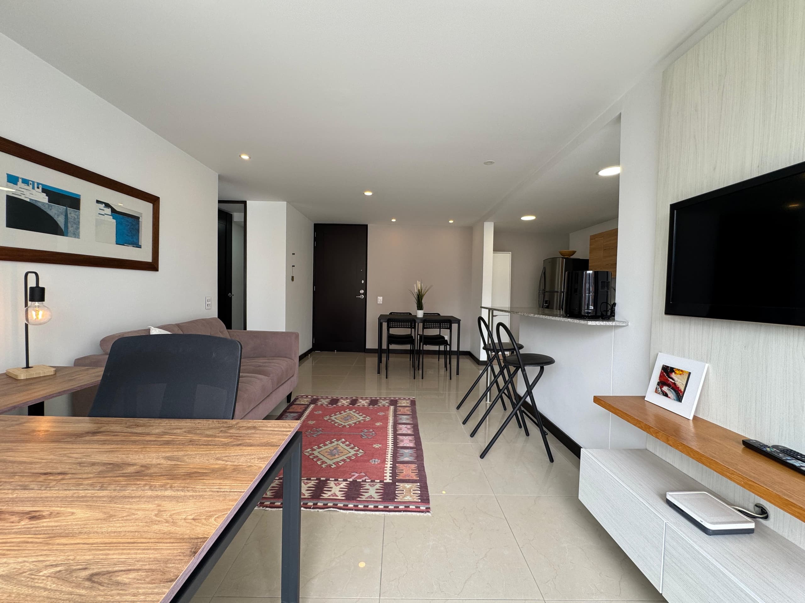 Apartamento en arriendo en Los Balsos, Poblado, Medellín — foto 2 de 20