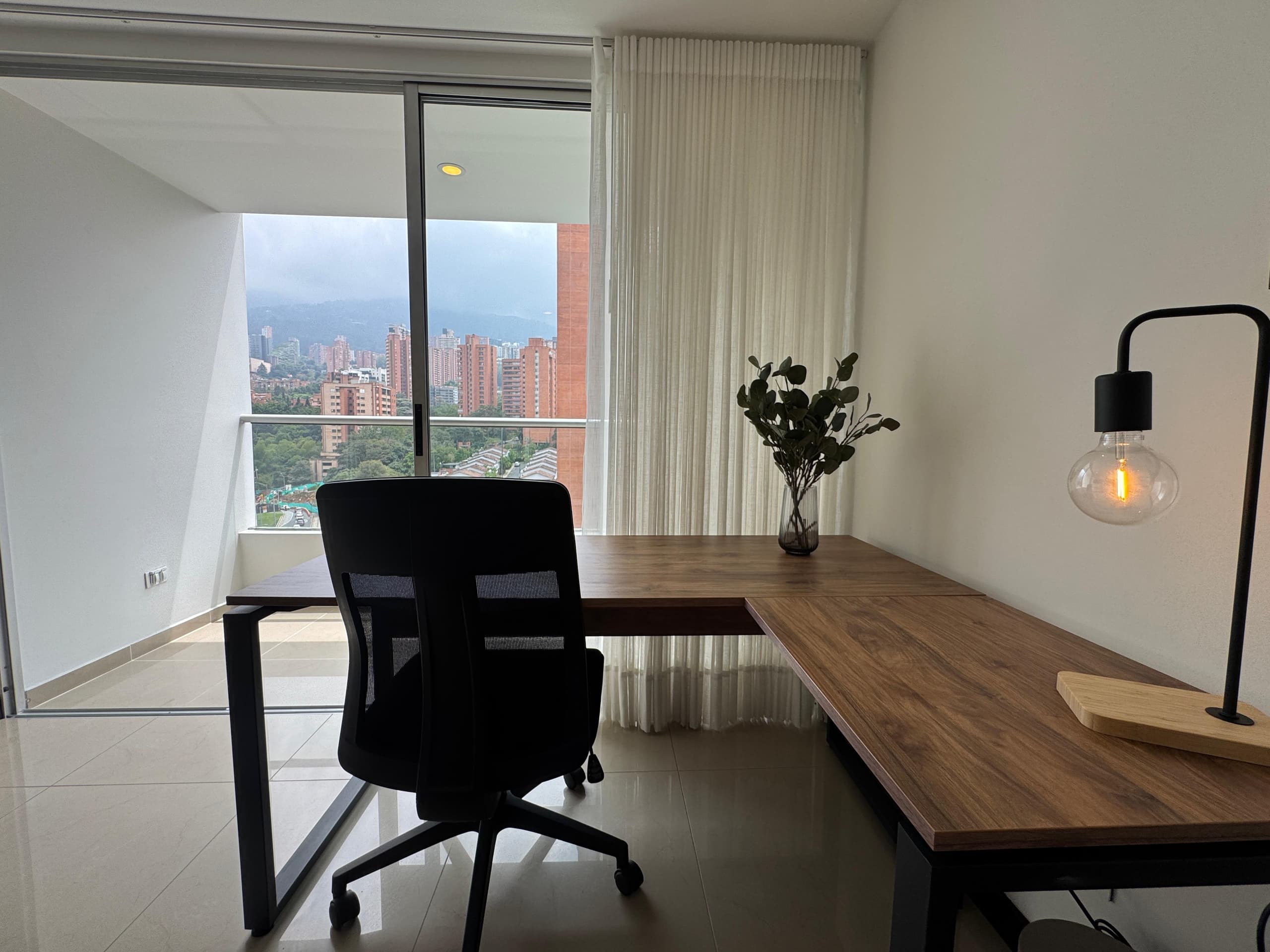 Apartamento en arriendo en Los Balsos, Poblado, Medellín — foto 5 de 20