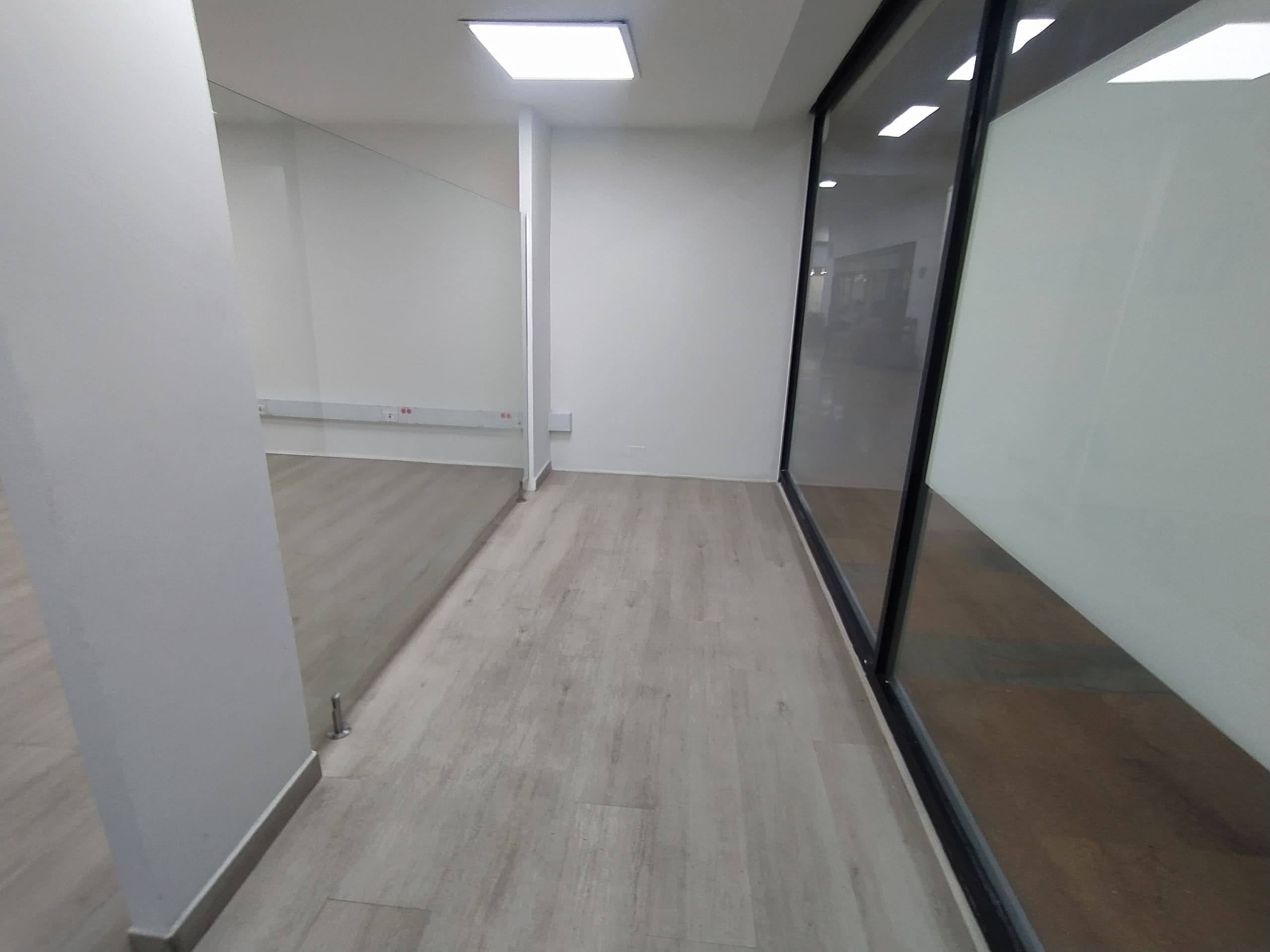 Local en arriendo en San Diego, Poblado, Medellín — foto 2 de 20