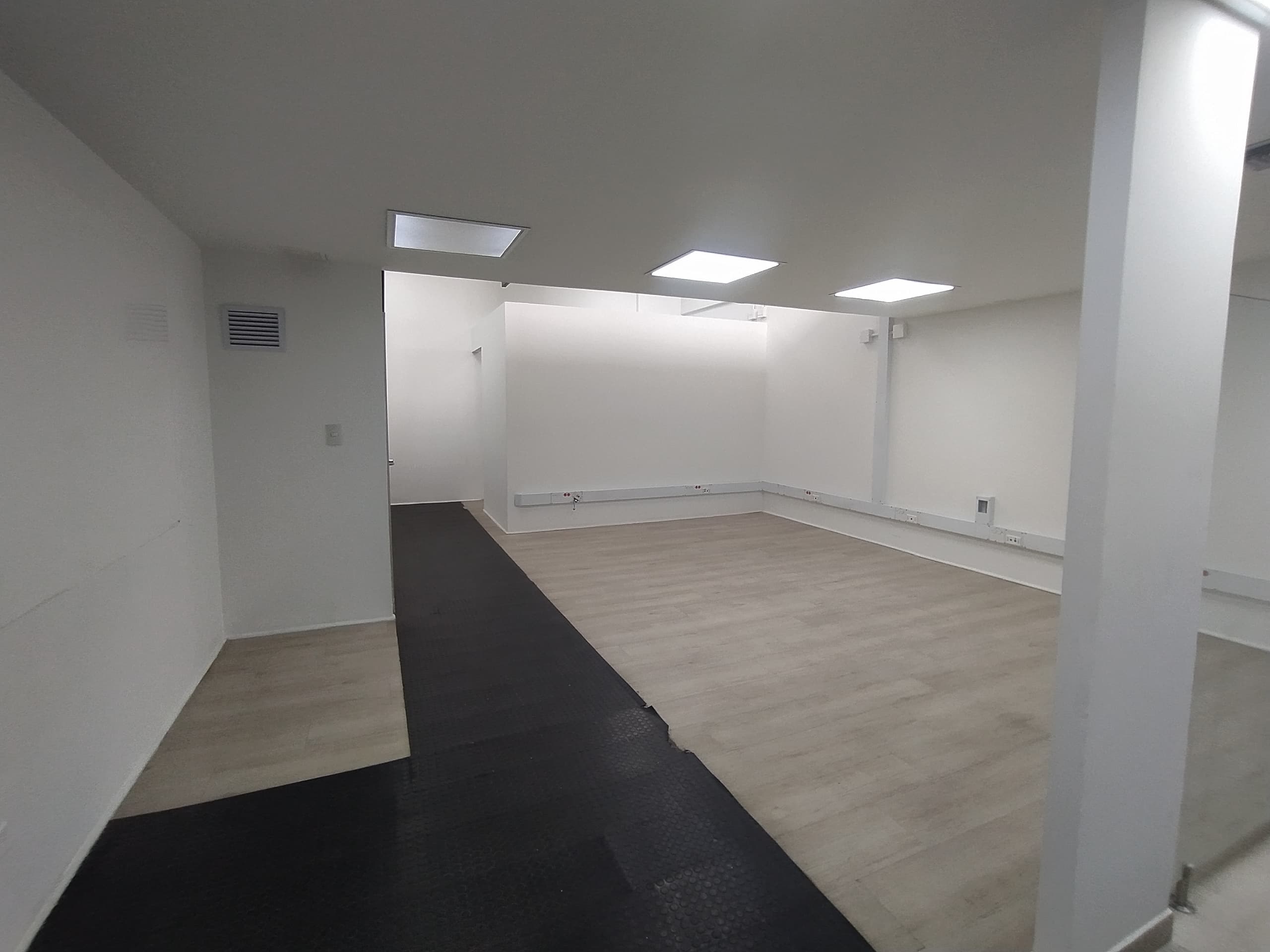 Local en arriendo en San Diego, Poblado, Medellín — foto 4 de 20