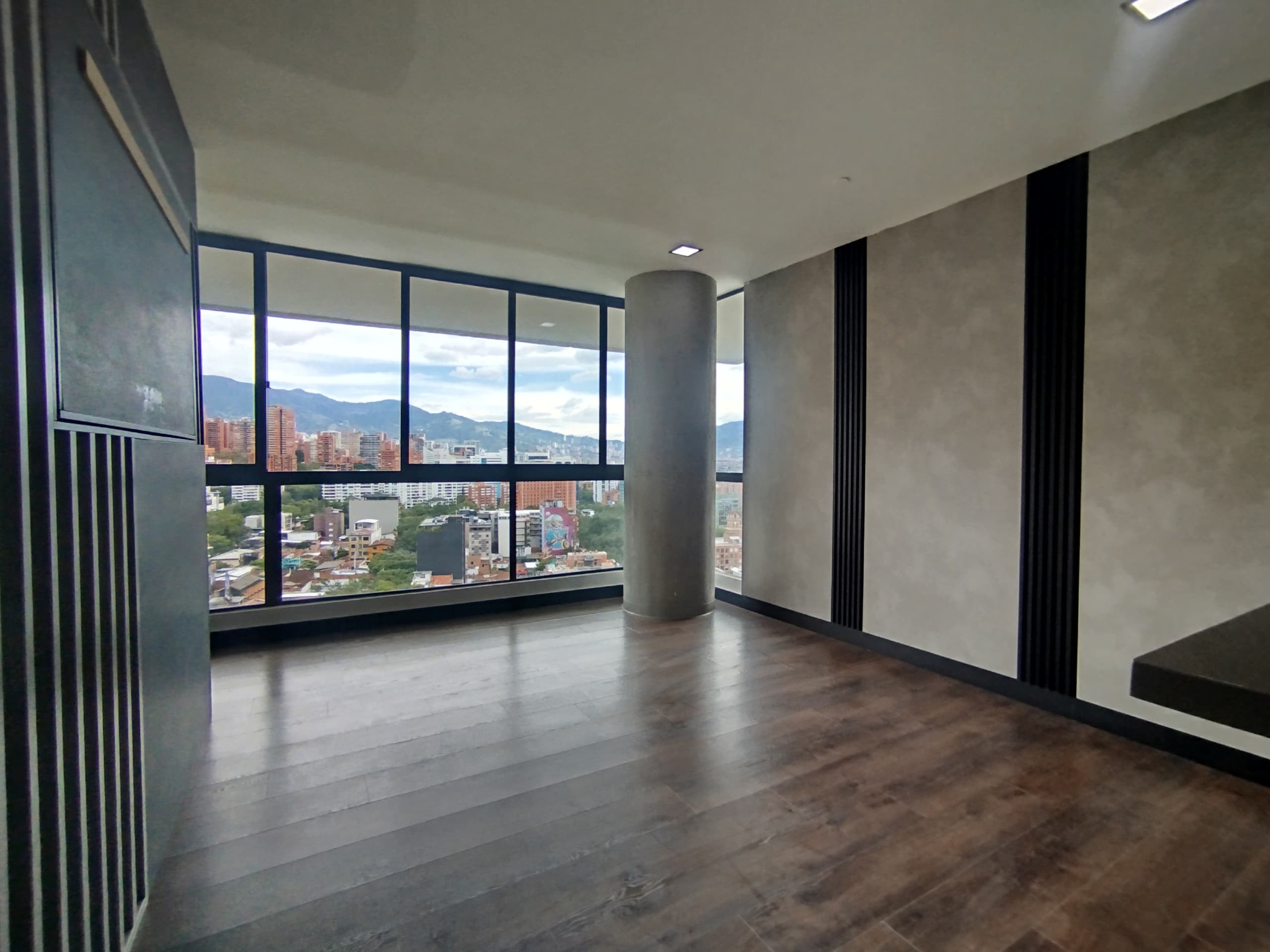 Apartamento en arriendo en Lalinde, Poblado, Medellín — foto 4 de 20