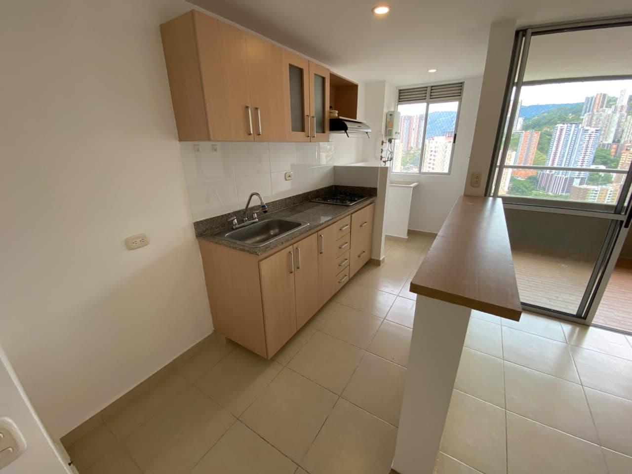 Apartamento en arriendo en Sabaneta — foto 1 de 20