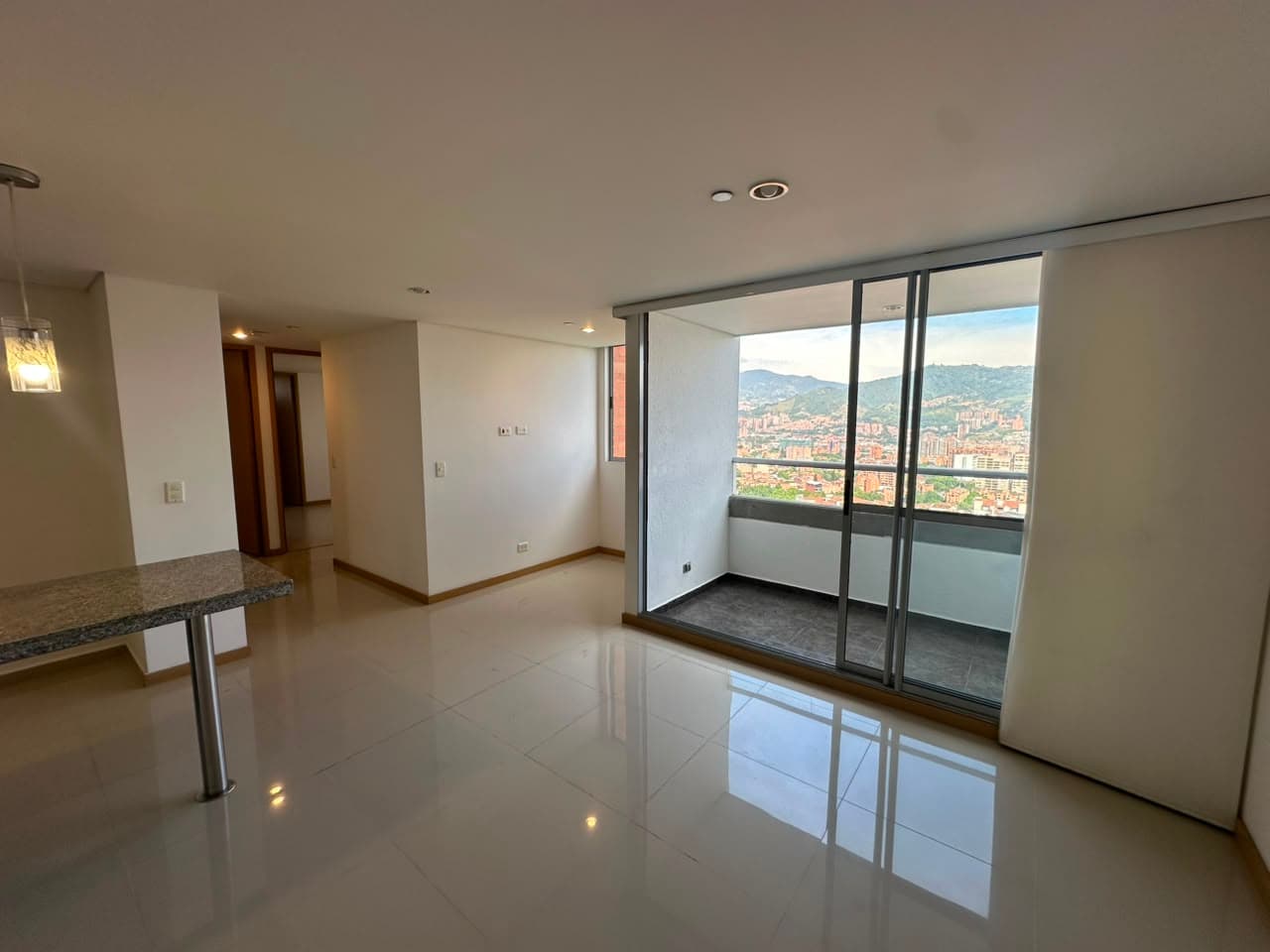 Apartamento en arriendo en El Esmeraldal, Envigado — foto 4 de 18