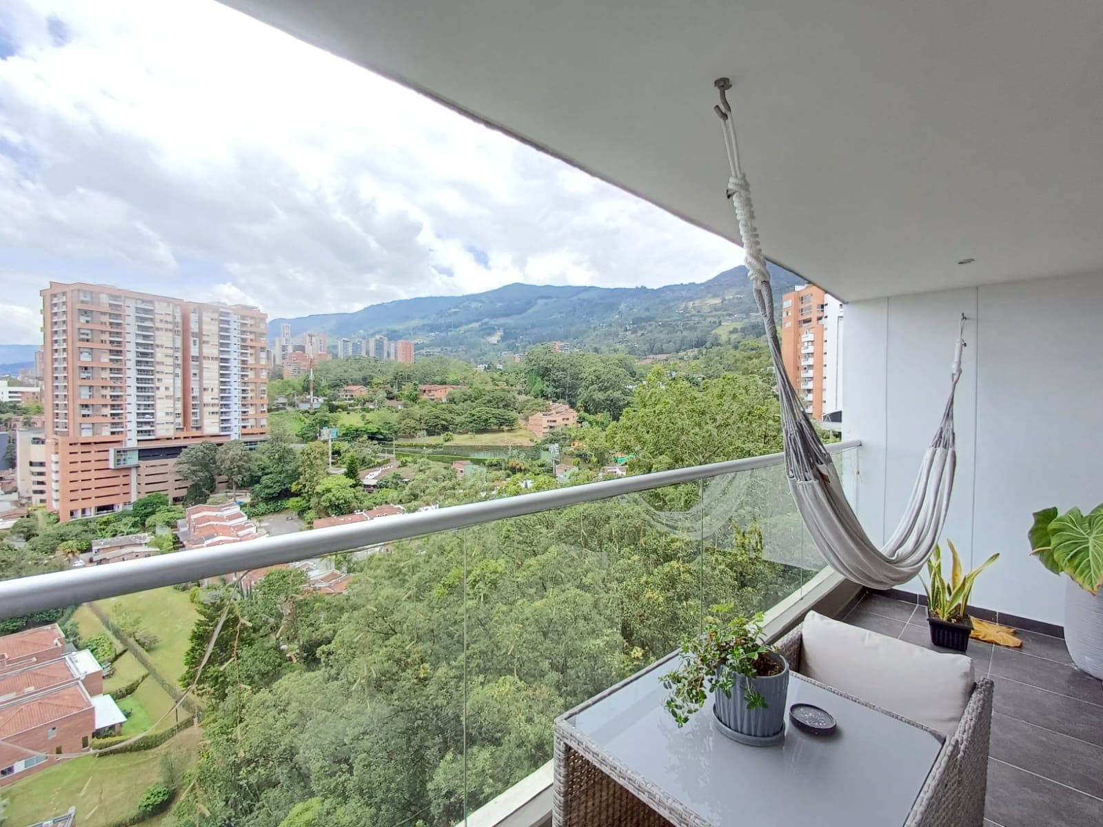 Apartamento en arriendo en El Esmeraldal, Envigado — foto 4 de 20