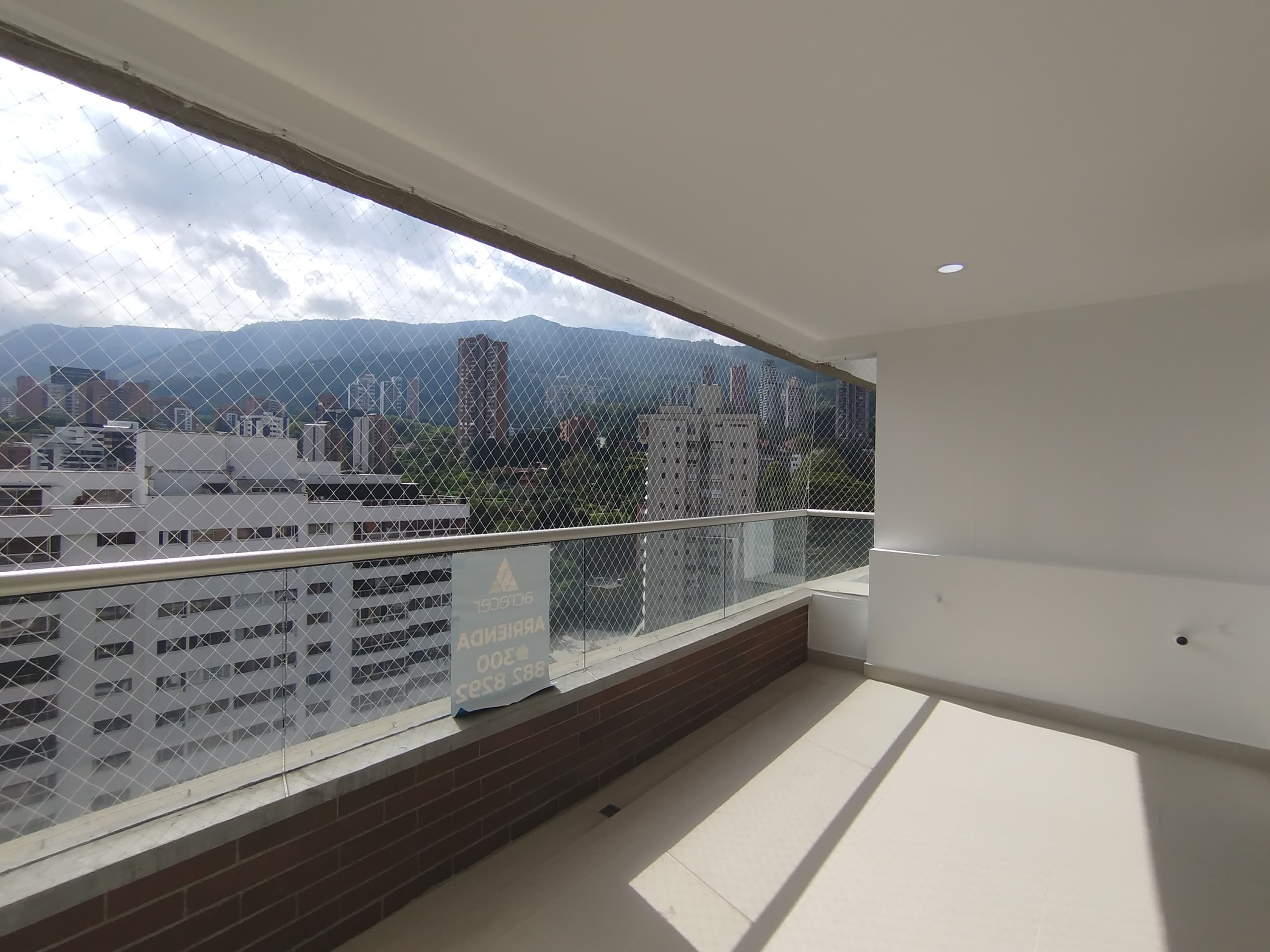 Apartamento en arriendo en Los Balsos, Poblado, Medellín — foto 5 de 20