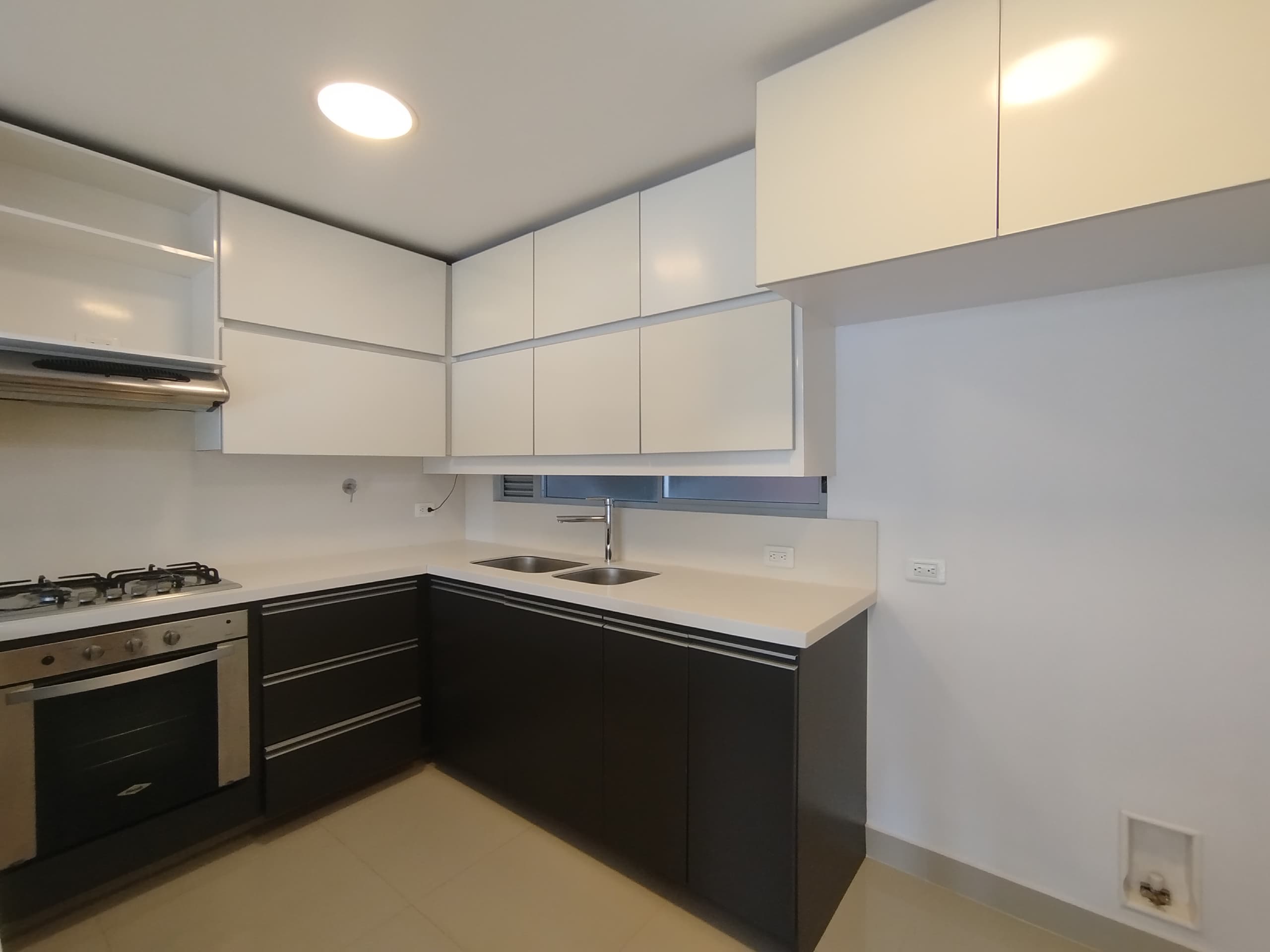 Apartamento en arriendo en Los Balsos, Poblado, Medellín — foto 5 de 20