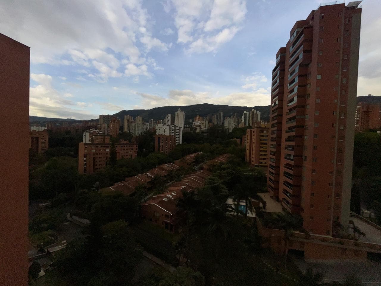 Apartamento en arriendo en El Campestre, Poblado, Medellín — foto 1 de 19