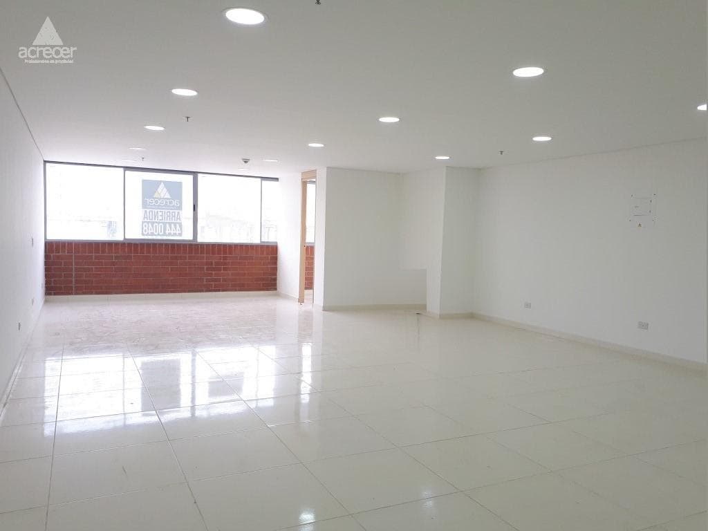 Oficina en arriendo en Naranjal, Laureles, Medellín — foto 3 de 8