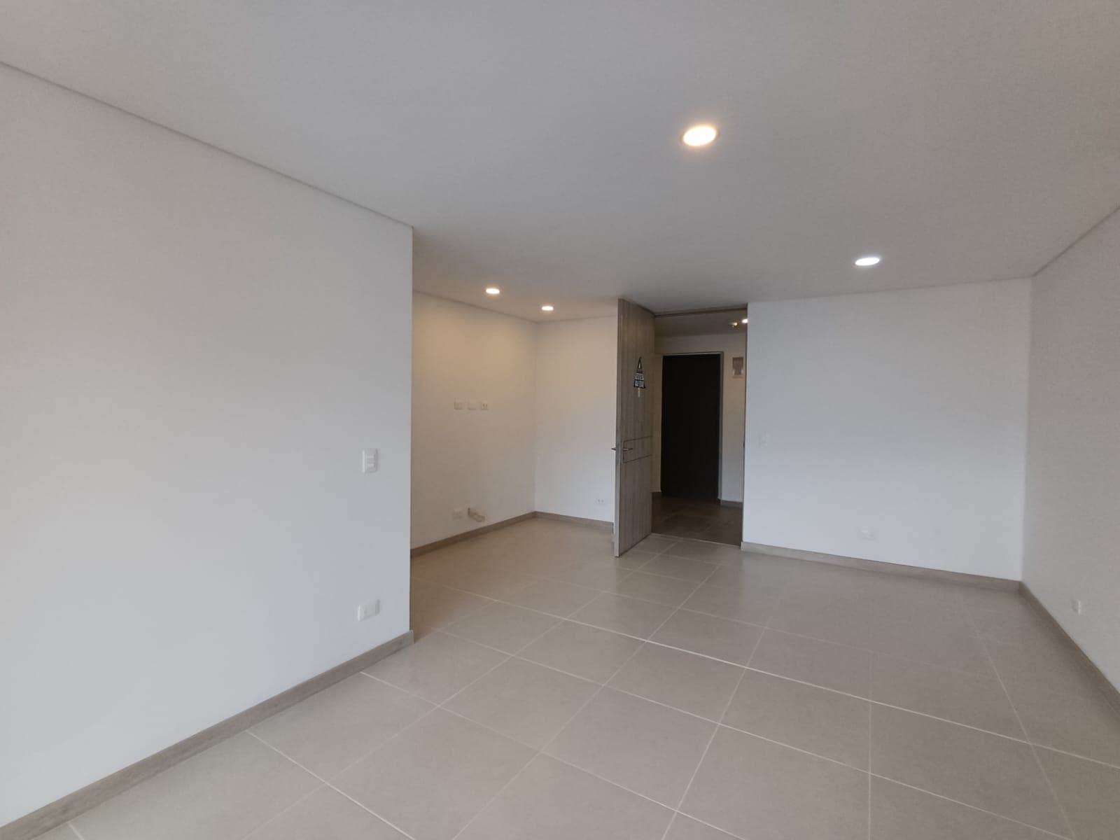 Apartamento en arriendo en El Chocho, Envigado — foto 3 de 20