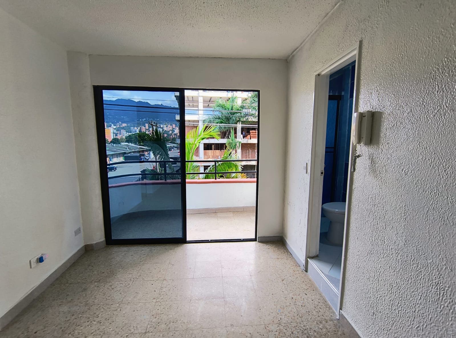 Apartamento en arriendo en Santa Maria, Itagui — foto 1 de 12