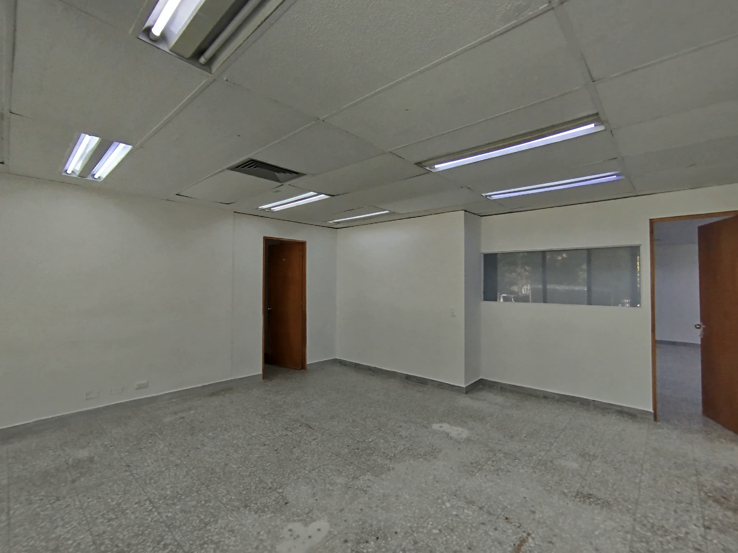 Local en arriendo en Sabaneta — foto 2 de 16