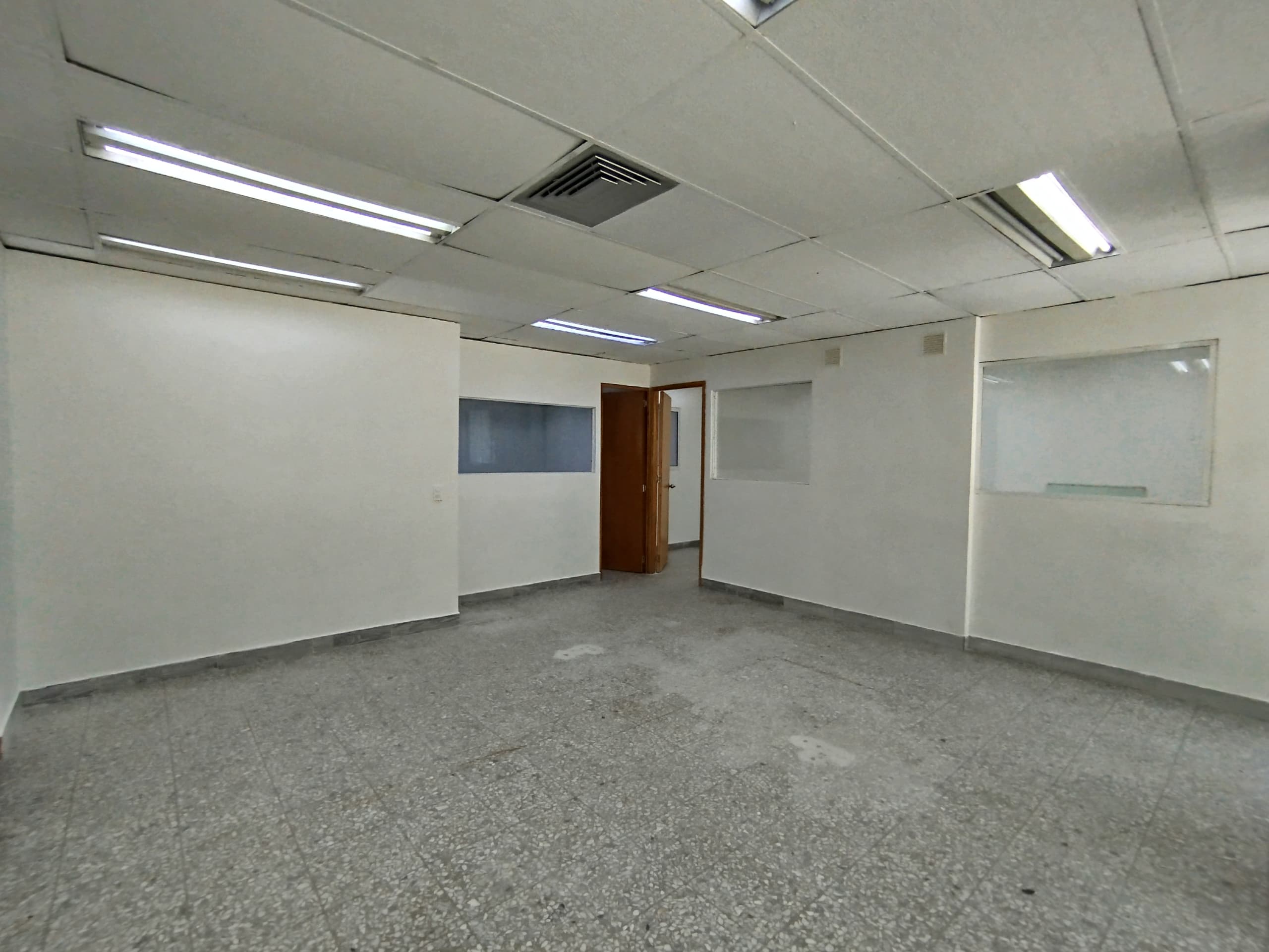 Local en arriendo en Sabaneta — foto 3 de 16