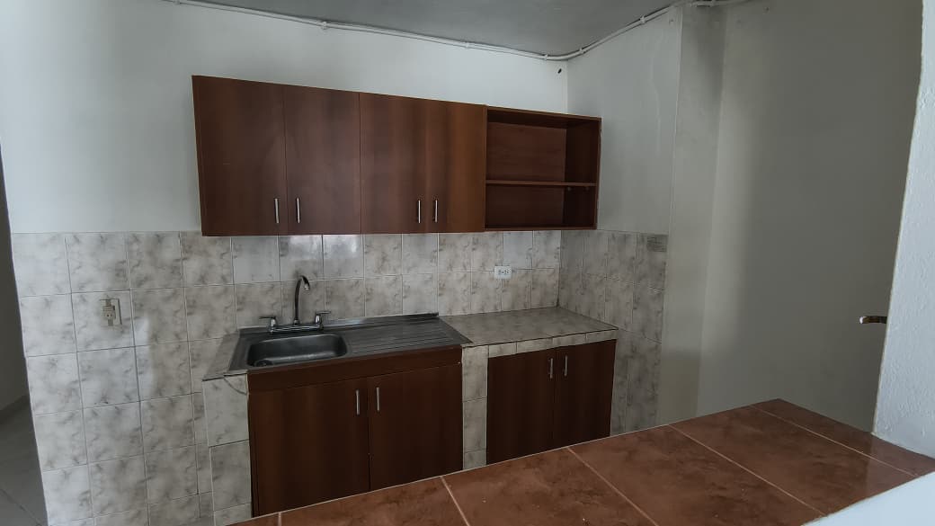 Apartamento en arriendo en Robledo, Medellín — foto 1 de 12