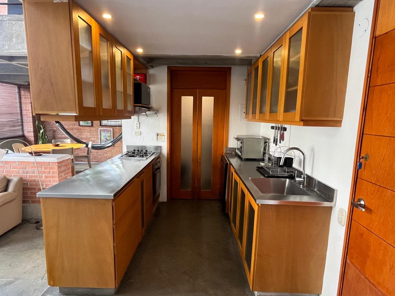 Apartamento en arriendo en Lalinde, Poblado, Medellín — foto 1 de 19