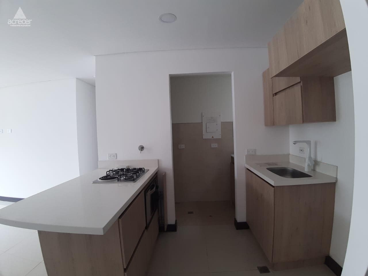 Apartamento en arriendo en Retiro — foto 4 de 20