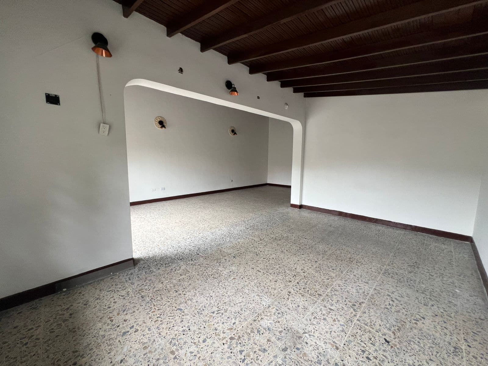 Casa Vivienda en arriendo en Calasanz, La America, Medellín — foto 2 de 20