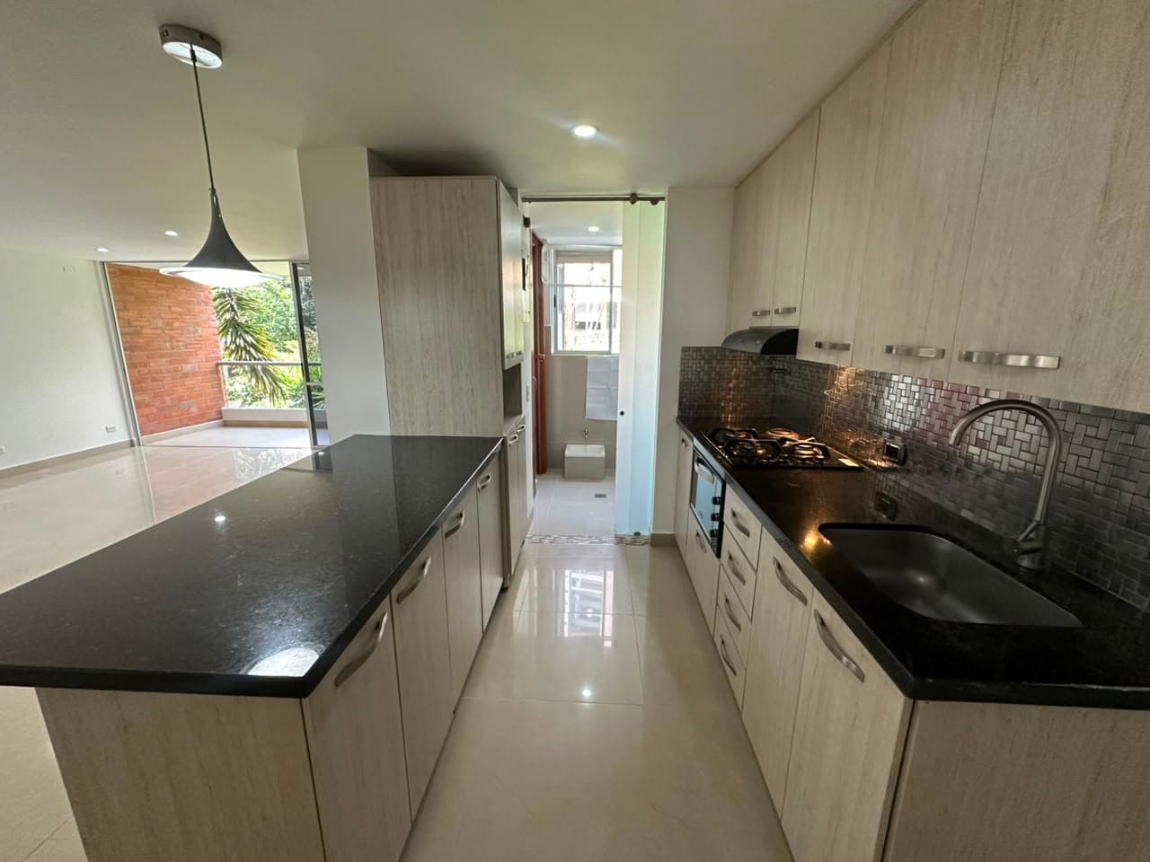 Apartamento en arriendo en Loma De Las Brujas, Envigado — foto 3 de 17