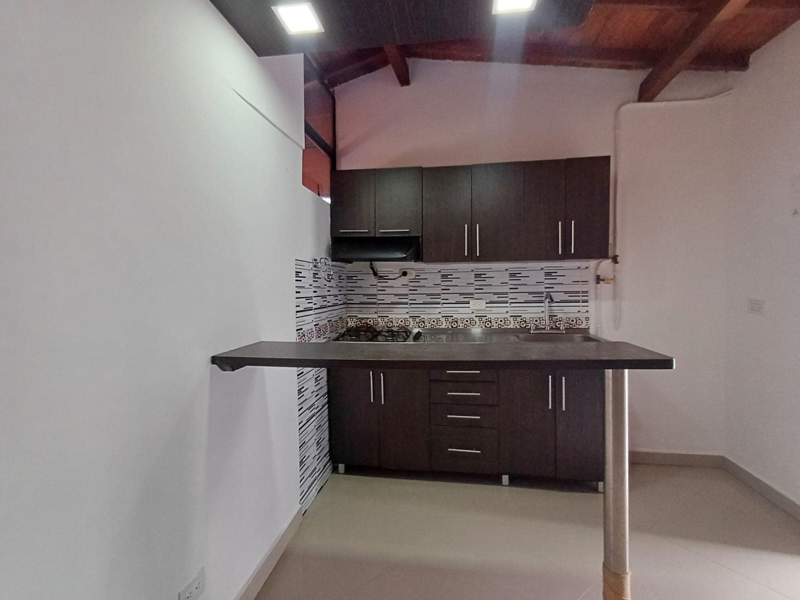 Apartamento en arriendo en El Chocho, Envigado — foto 1 de 14