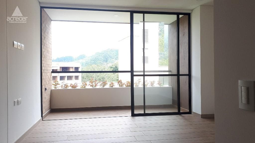 Apartamento en arriendo en El Escobero, Envigado — foto 2 de 11