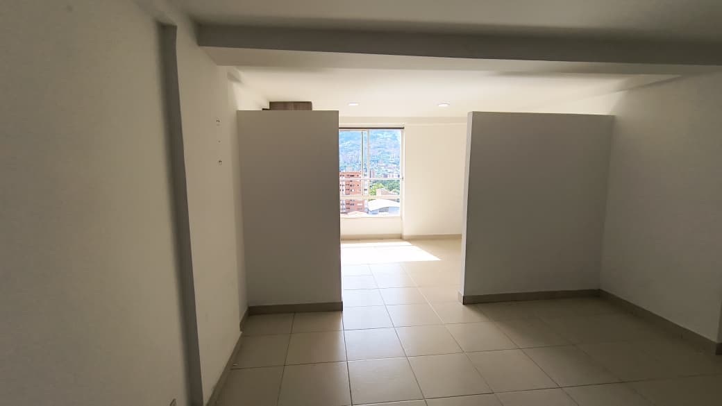 Apartaestudio en arriendo en Prado, Centro, Medellín — foto 5 de 12